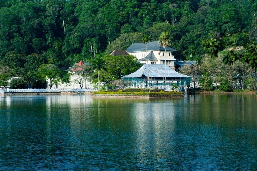 Temple of the Tooth, Kandy